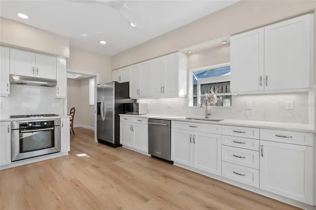 $3,595,000 | 409 Casey Key Road, Nokomis, FL 34275