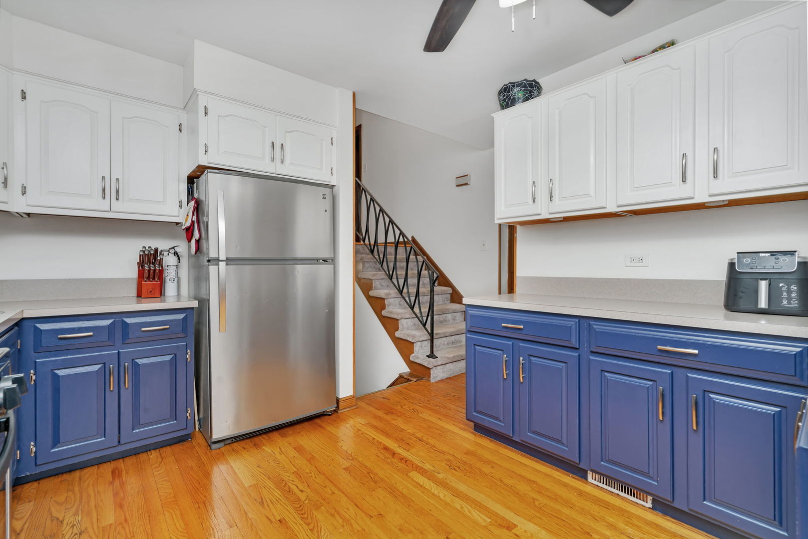 17608 Community Street Lansing, IL 60438 - Photo 11 of 36