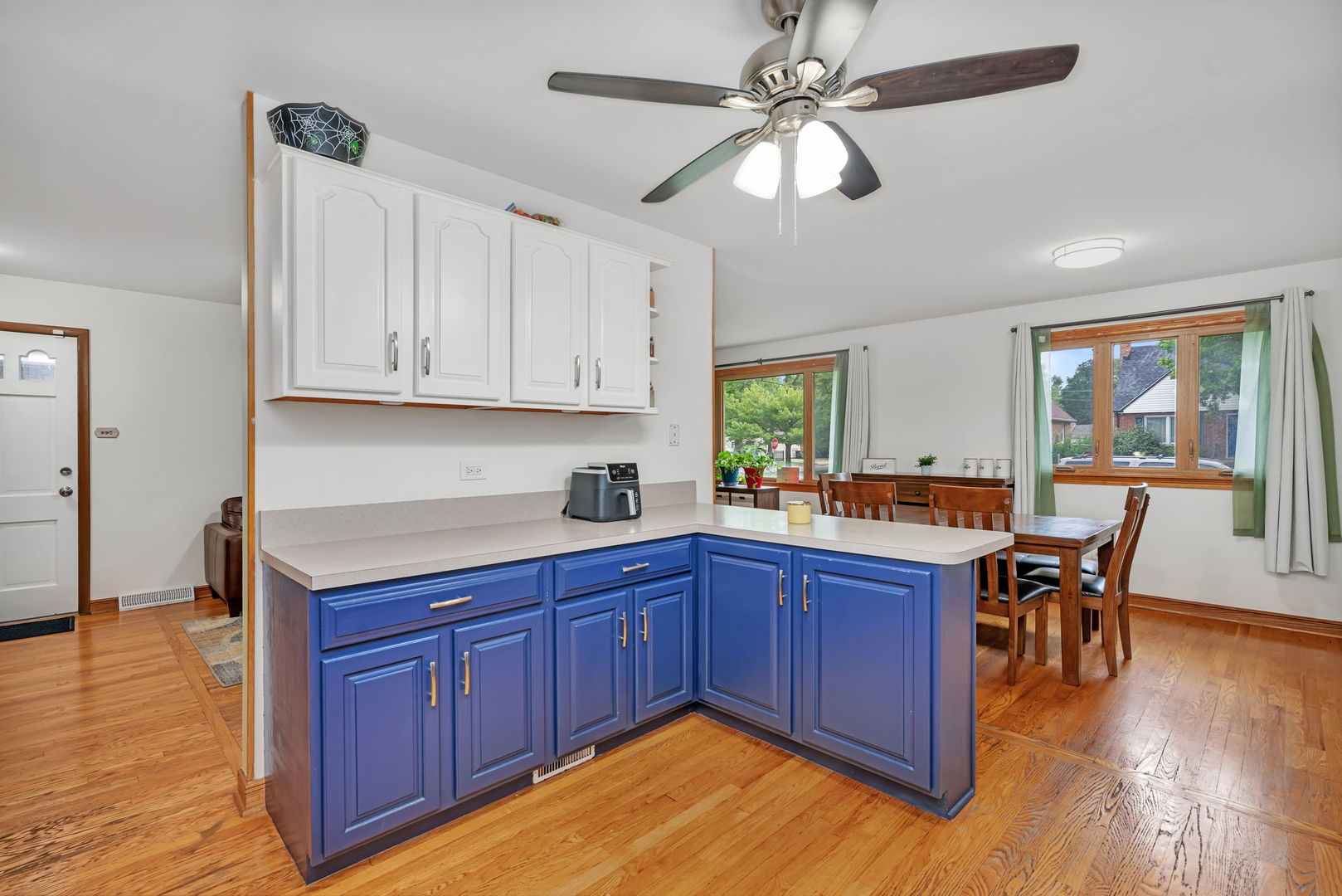 17608 Community Street Lansing, IL 60438 - Photo 14 of 36