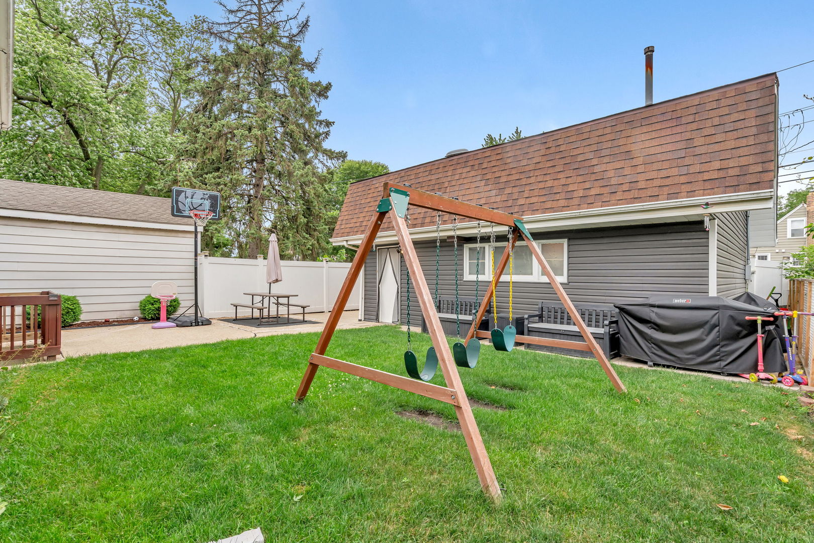 17608 Community Street Lansing, IL 60438 - Photo 29 of 36