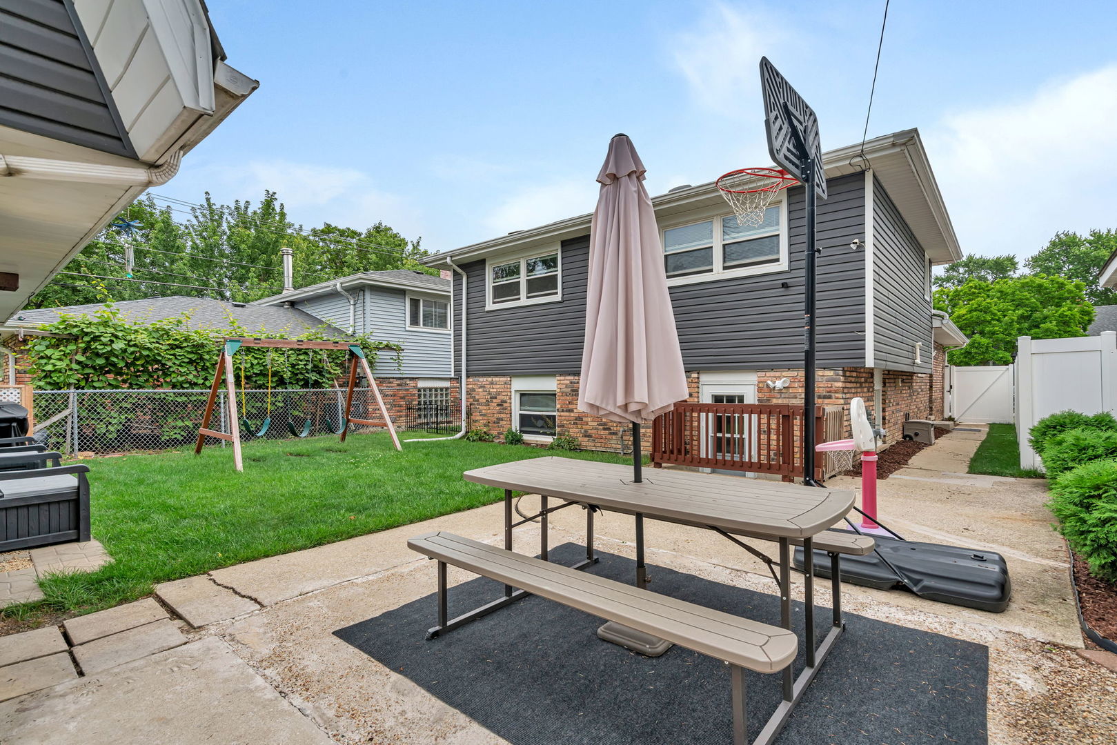 17608 Community Street Lansing, IL 60438 - Photo 31 of 36