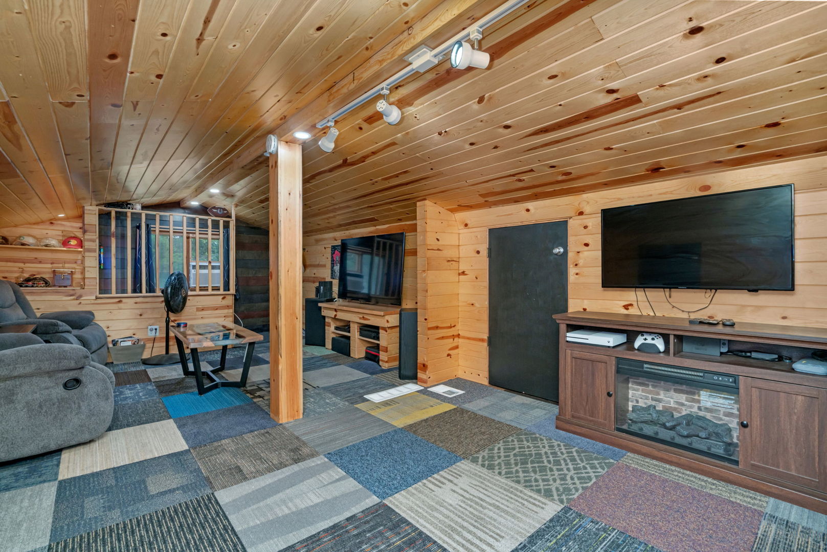 17608 Community Street Lansing, IL 60438 - Photo 35 of 36