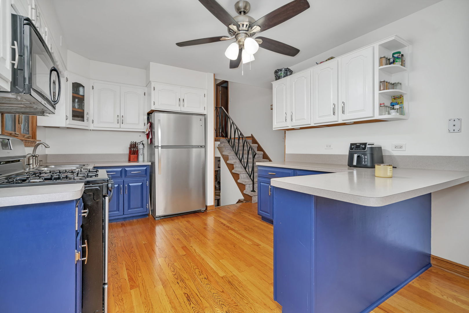 17608 Community Street Lansing, IL 60438 - Photo 10 of 36