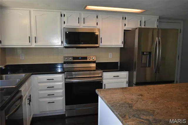 $2,400 | 16407 Westglen Farms Drive, Wildwood, MO 63011