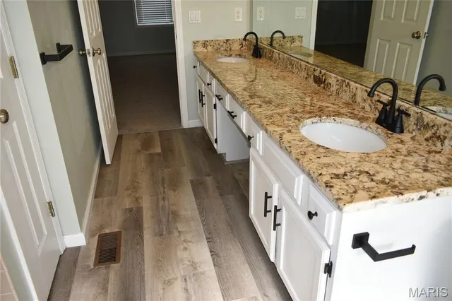 $2,400 | 16407 Westglen Farms Drive, Wildwood, MO 63011