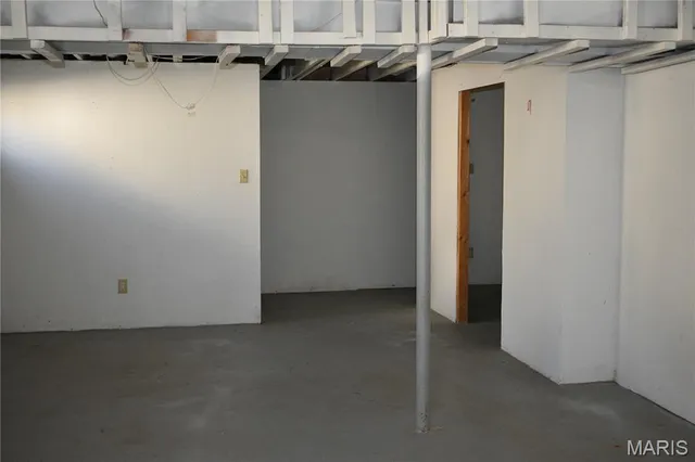 $2,400 | 16407 Westglen Farms Drive, Wildwood, MO 63011