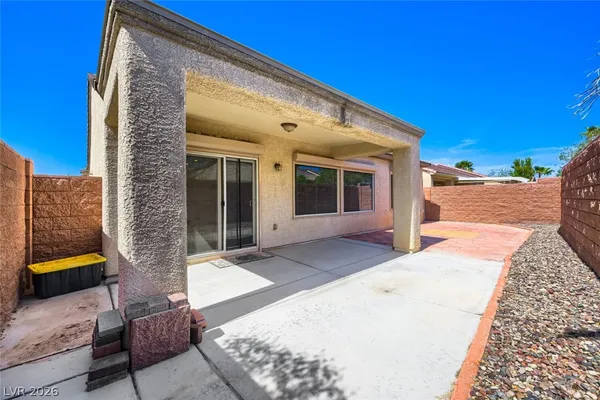 $2,350 | 7536 Chaffinch Street, North Las Vegas, NV 89084