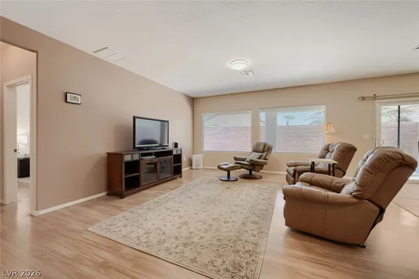 $2,350 | 7536 Chaffinch Street, North Las Vegas, NV 89084