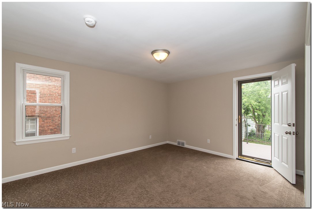 4406 Baintree Road University Heights, OH 44118 - Photo 18 of 29