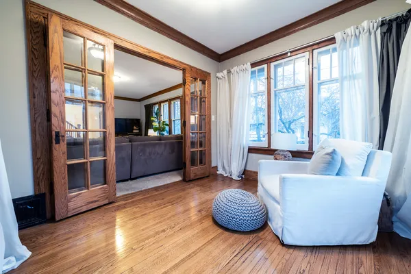 $349,900 | 489 Division Street, Elgin, IL 60120