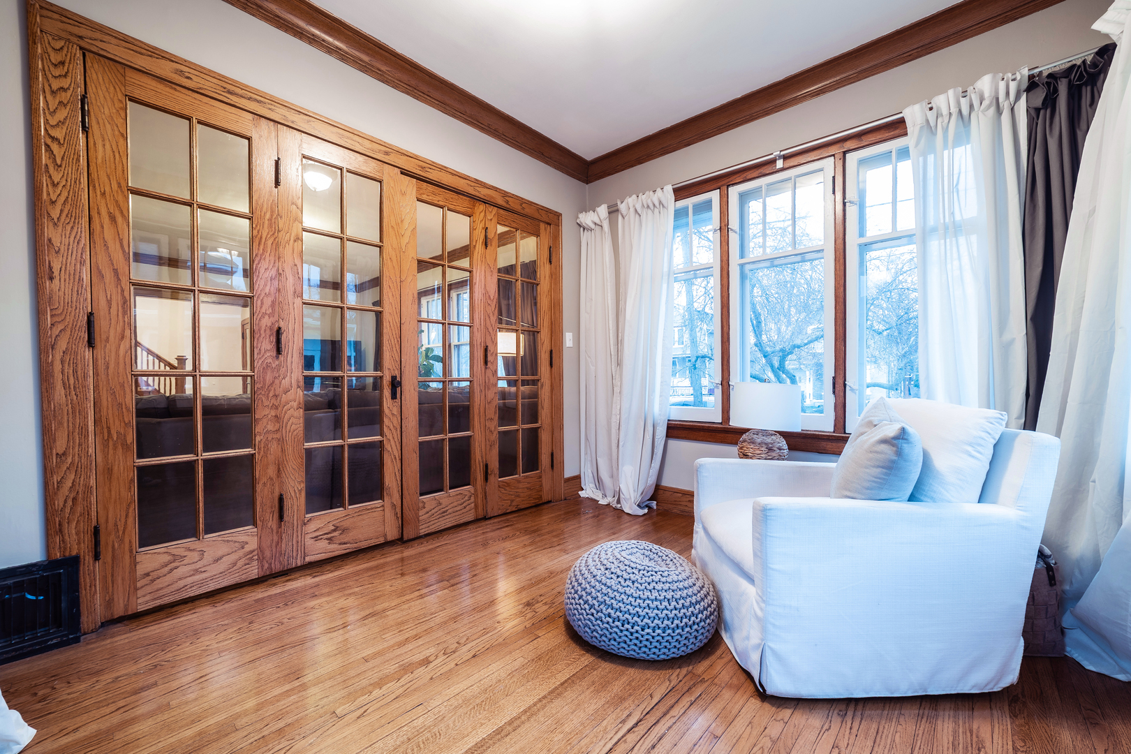 489 Division Street Elgin, IL 60120 - Photo 12 of 40