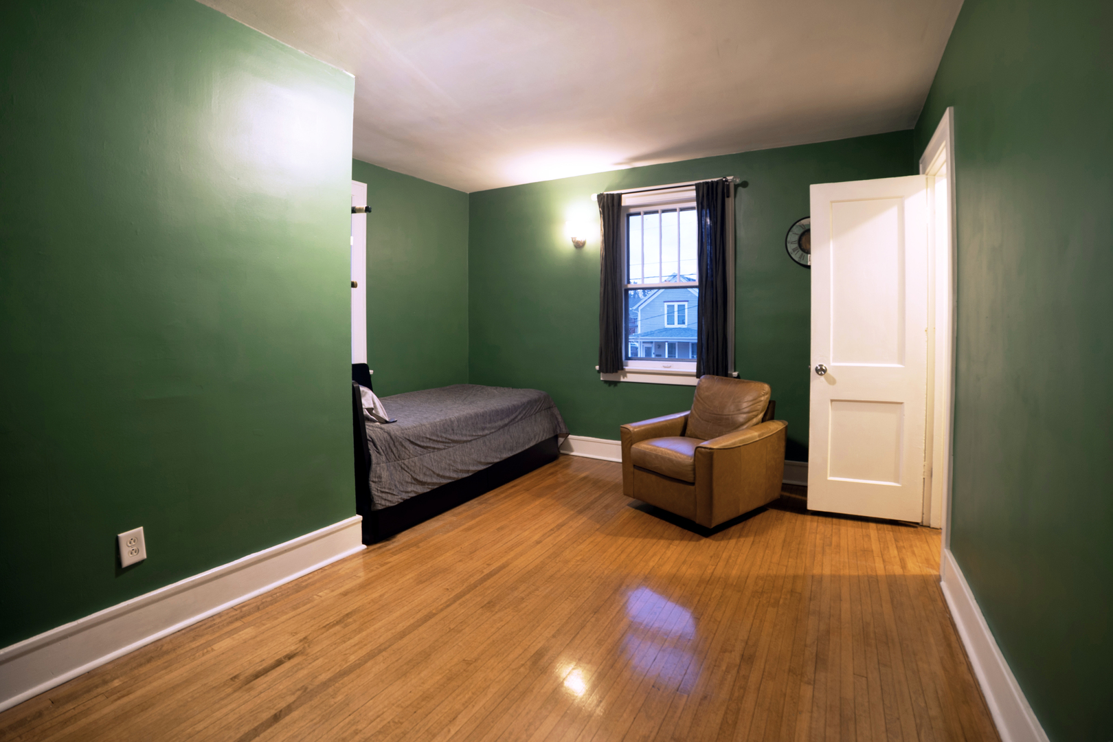 489 Division Street Elgin, IL 60120 - Photo 22 of 40