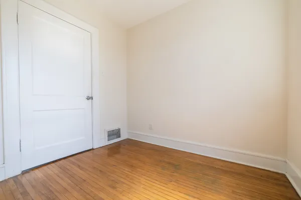 $349,900 | 489 Division Street, Elgin, IL 60120