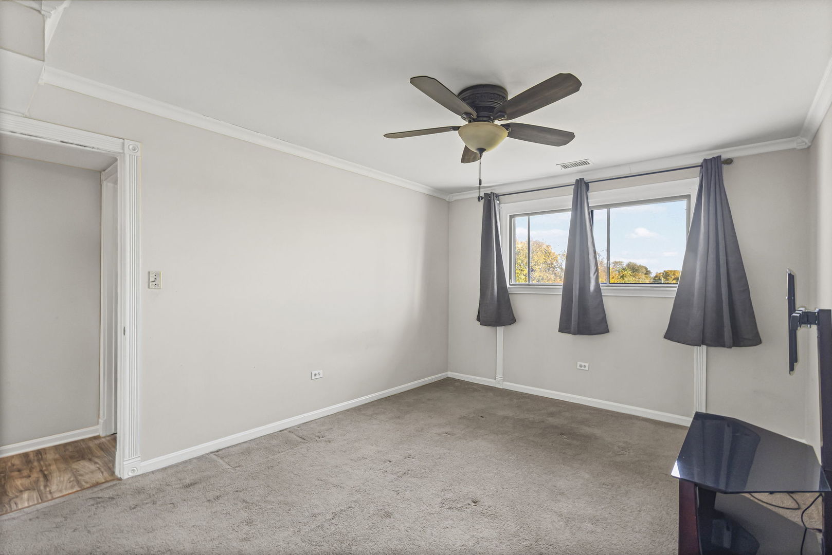 14457 Lamon Avenue, Unit 3N Midlothian, IL 60445 - Photo 17 of 21 a view of an empty room