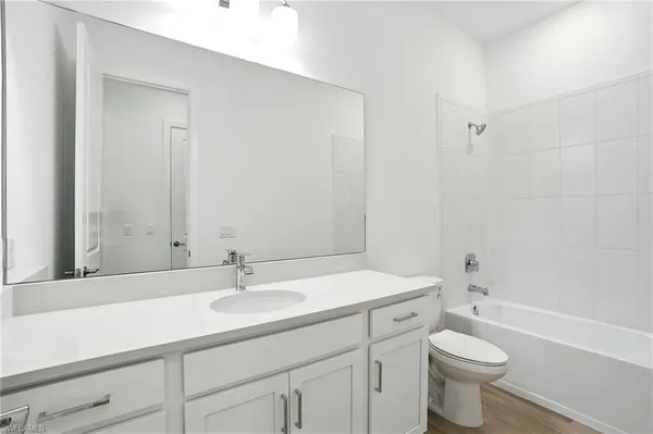 $5,500 | 18301 Terracina Drive, Fort Myers, FL 33913