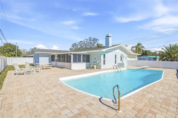 $579,900 | 5708 Bayshore Drive, Seminole, FL 33772
