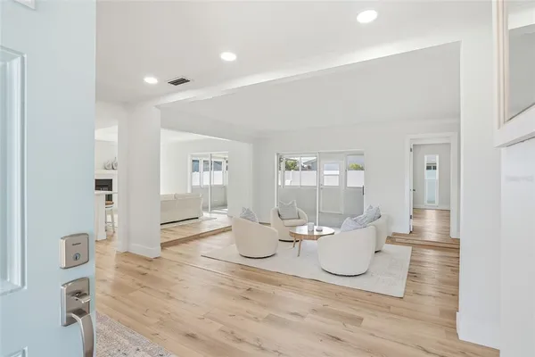 $579,900 | 5708 Bayshore Drive, Seminole, FL 33772