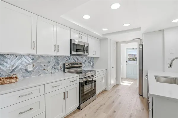 $579,900 | 5708 Bayshore Drive, Seminole, FL 33772