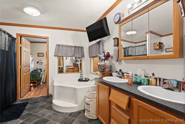 $599,000 | 1637 South County Road 675 East, Paoli, IN 47454