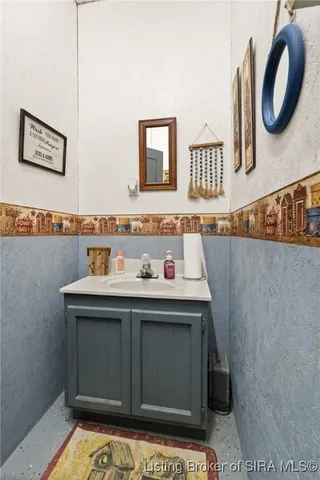 $599,000 | 1637 South County Road 675 East, Paoli, IN 47454