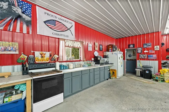 $599,000 | 1637 South County Road 675 East, Paoli, IN 47454