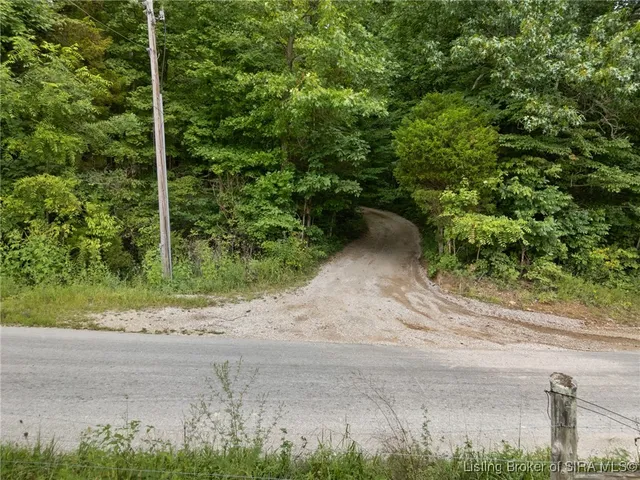 $599,000 | 1637 South County Road 675 East, Paoli, IN 47454