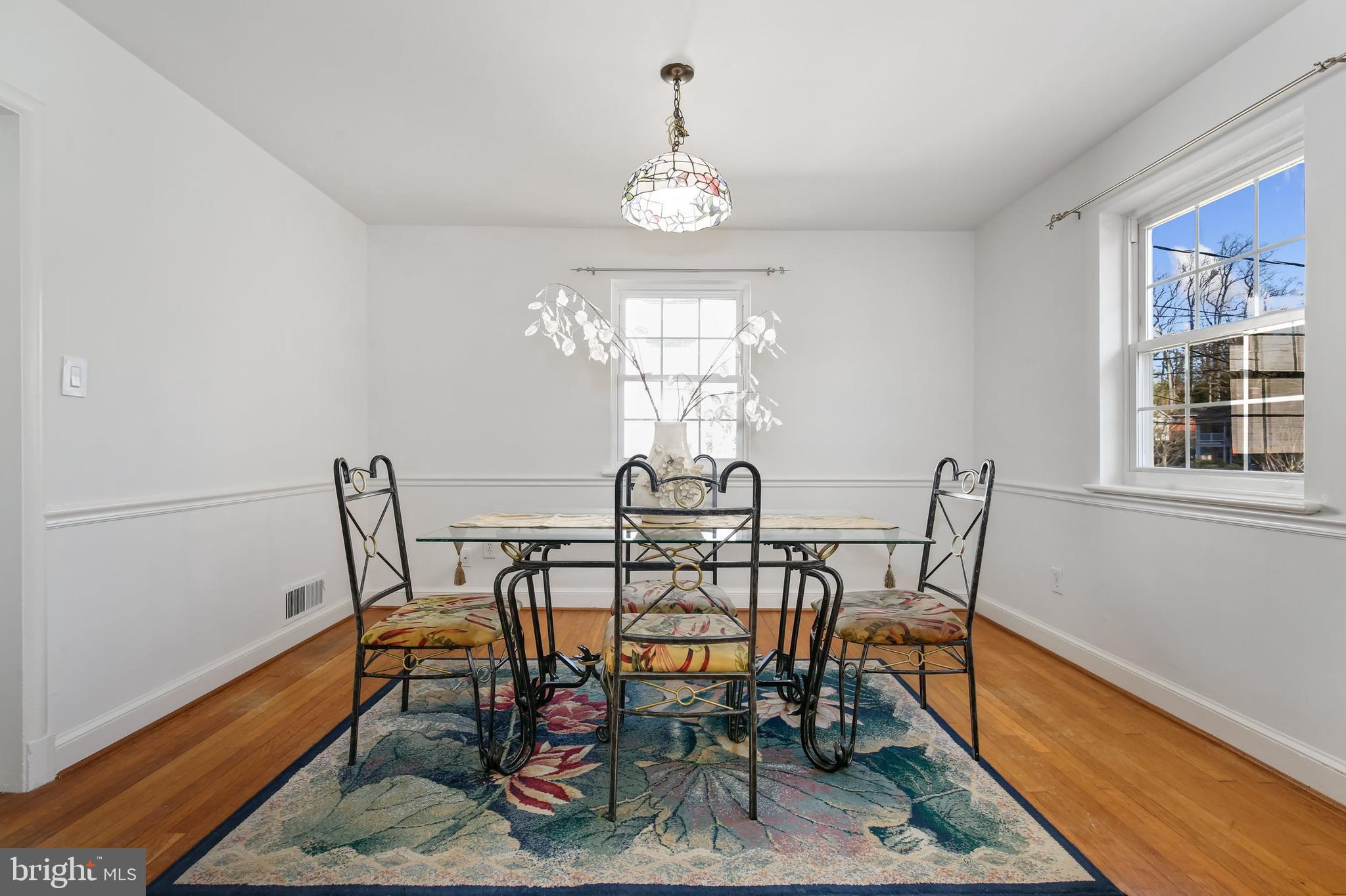 5612 Massachusetts Avenue Bethesda, MD 20816 - Photo 13 of 44