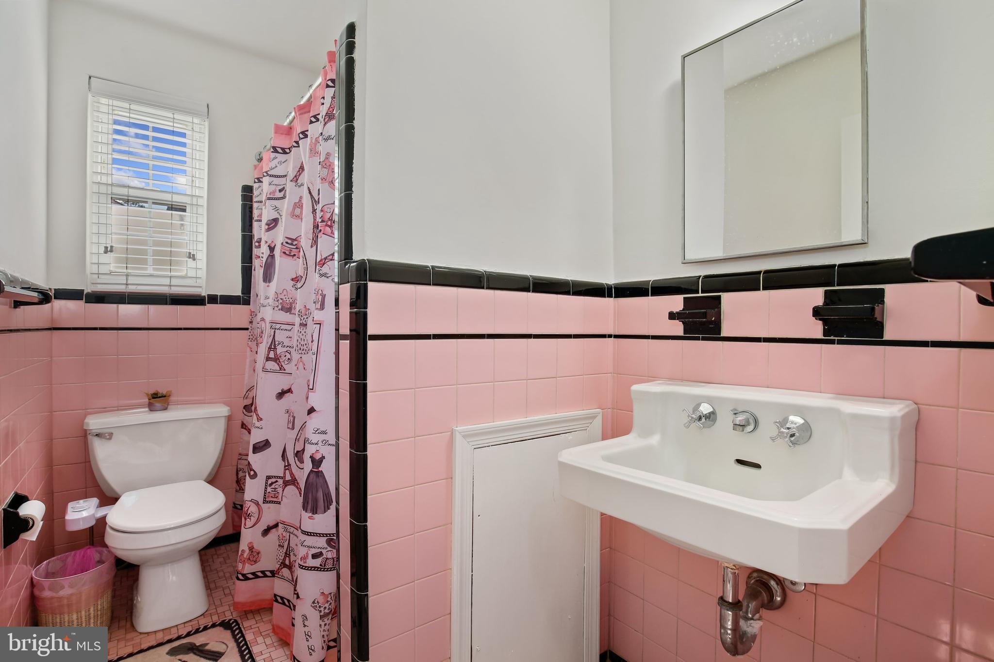 5612 Massachusetts Avenue Bethesda, MD 20816 - Photo 27 of 44