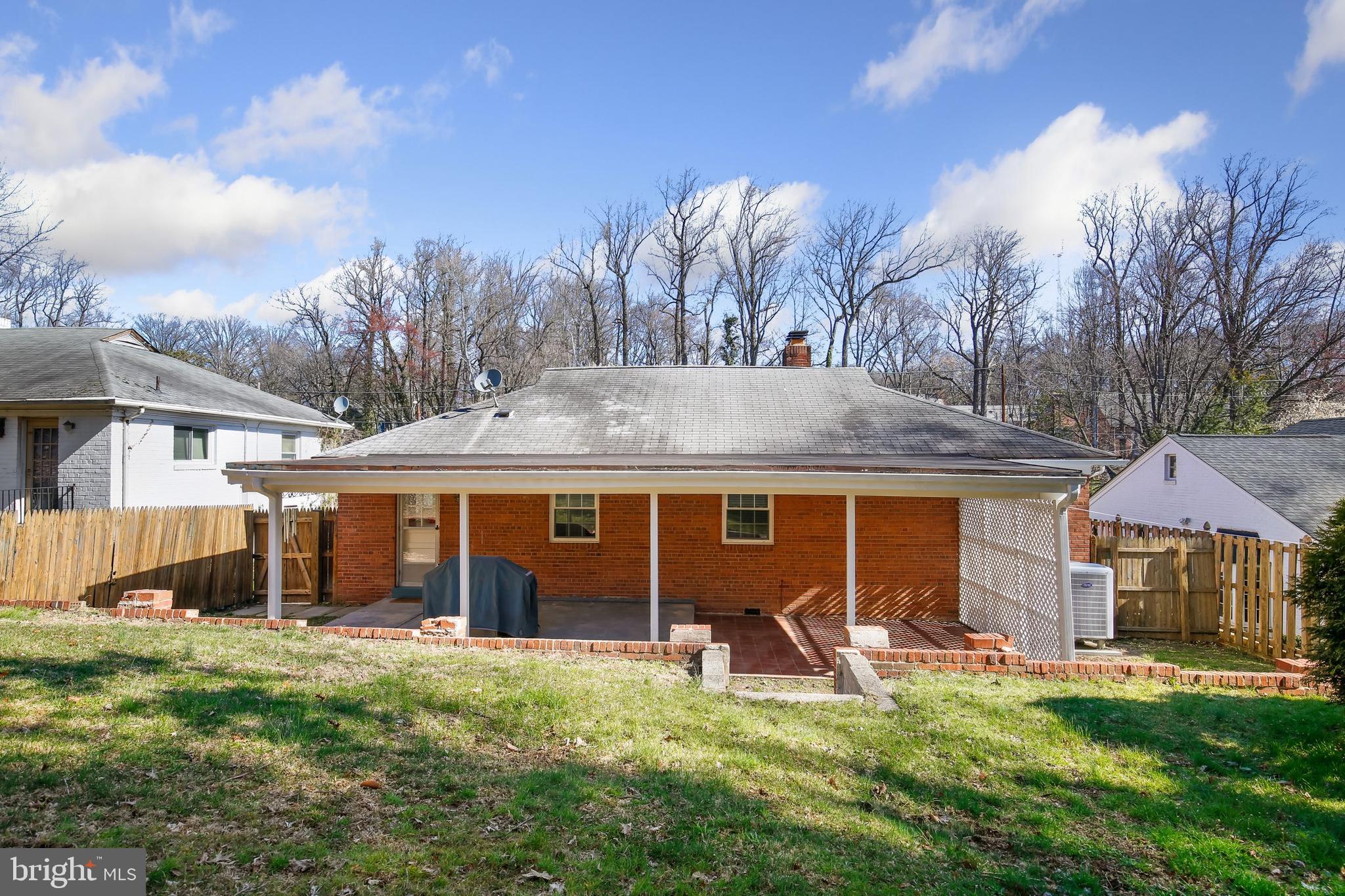 5612 Massachusetts Avenue Bethesda, MD 20816 - Photo 39 of 44