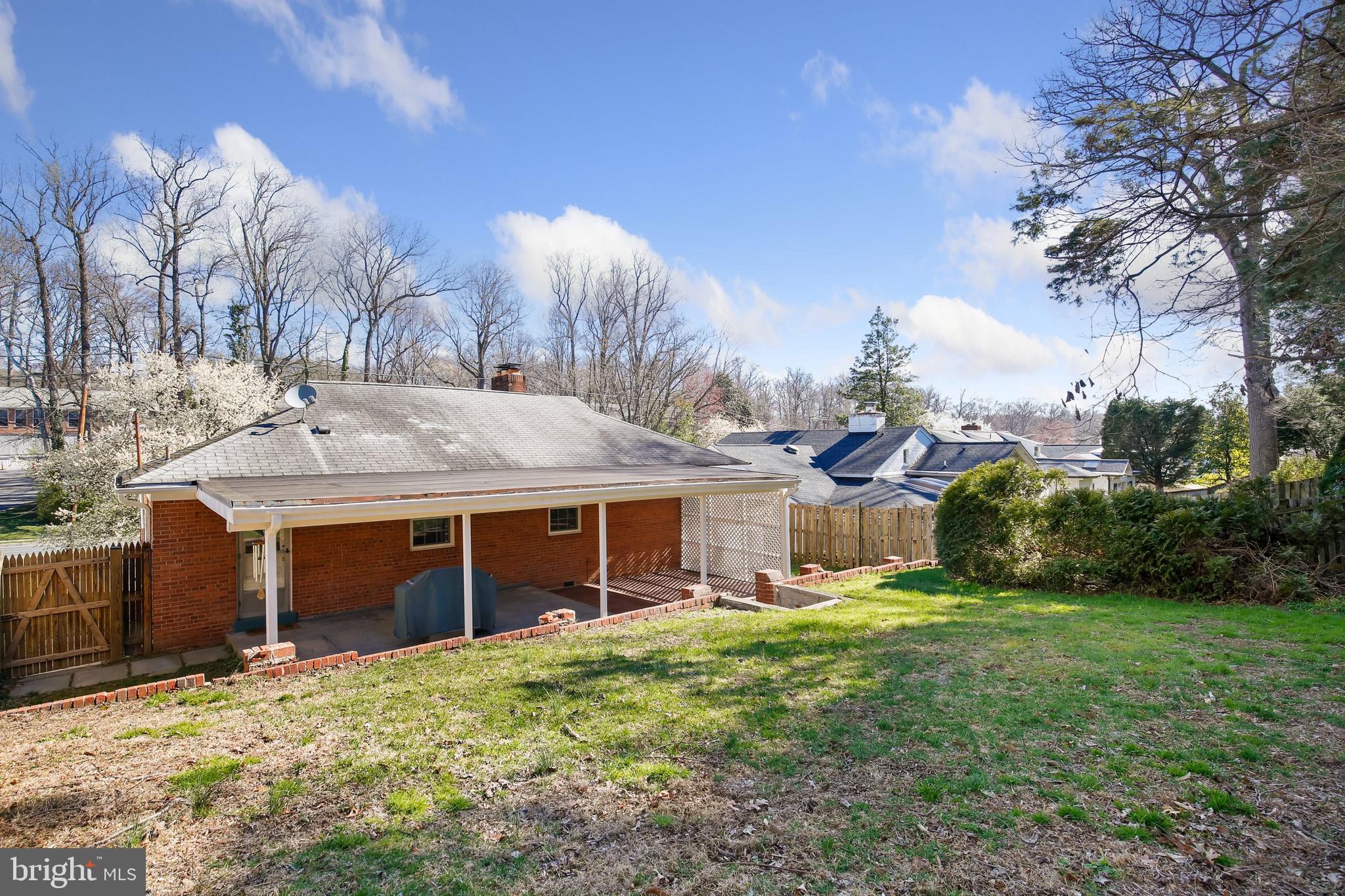 5612 Massachusetts Avenue Bethesda, MD 20816 - Photo 40 of 44