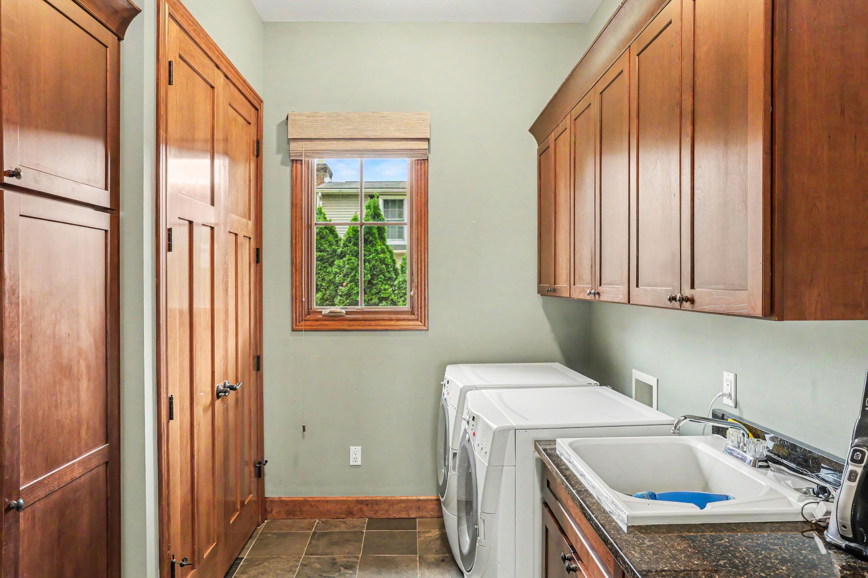 1523 Villa Road Birmingham, MI 48009 - Photo 13 of 41 1523 Villa 31