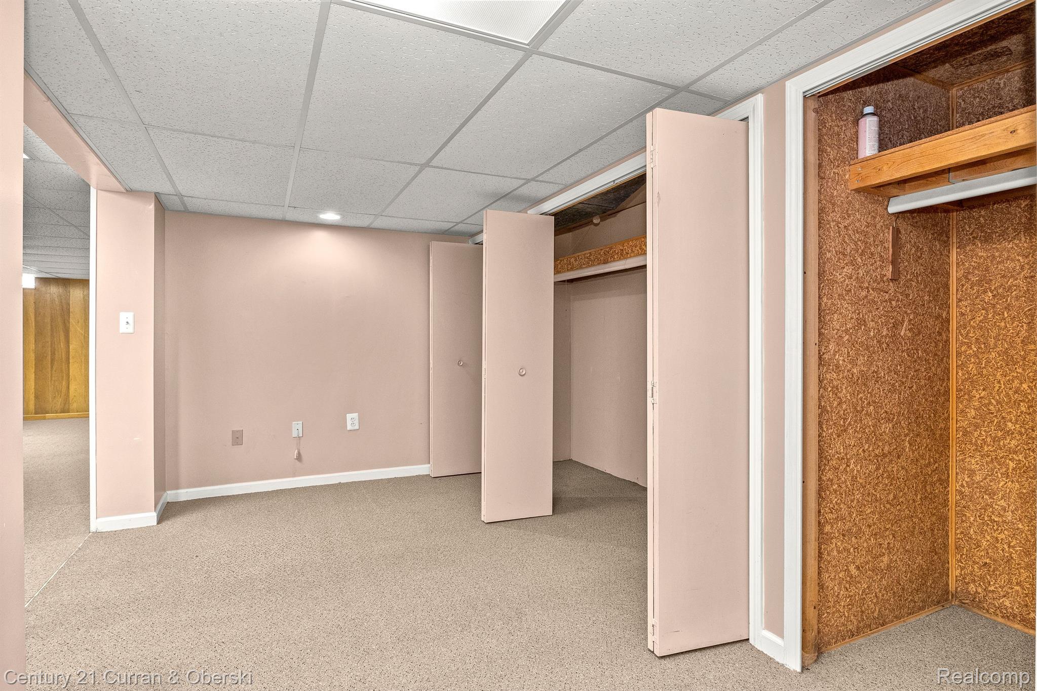 1738 North Gulley Road Dearborn, MI 48128 - Photo 23 of 35 Gallery Image 23