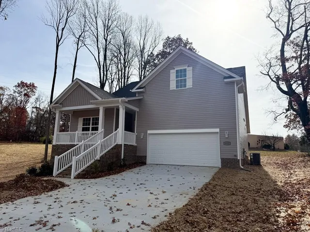 $354,400 | 6935 Tia Court, Thomasville, NC 27360