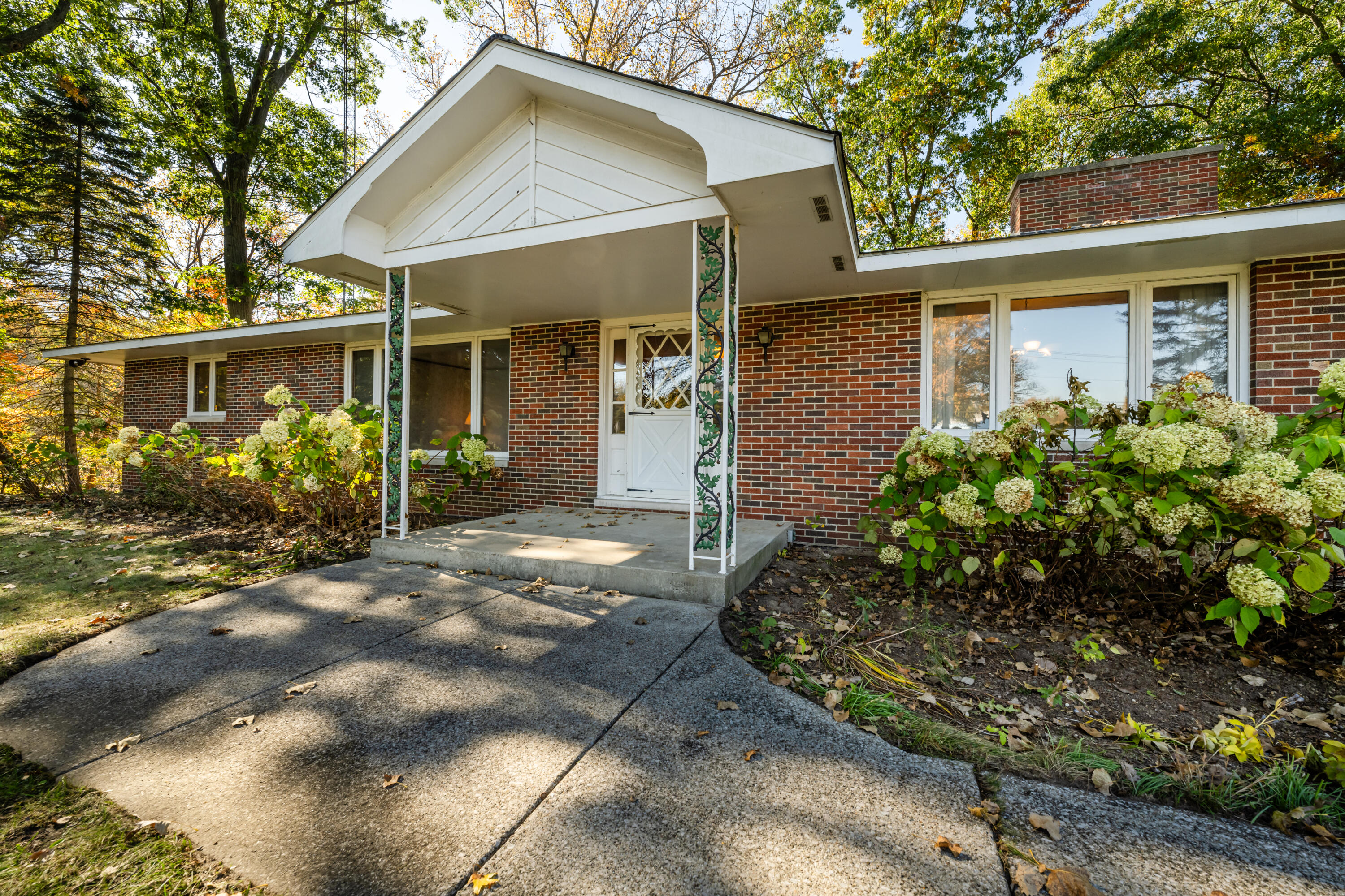 4316 Scottdale Road St. Joseph, MI 49085 - Photo 3 of 52 Scottdale-104