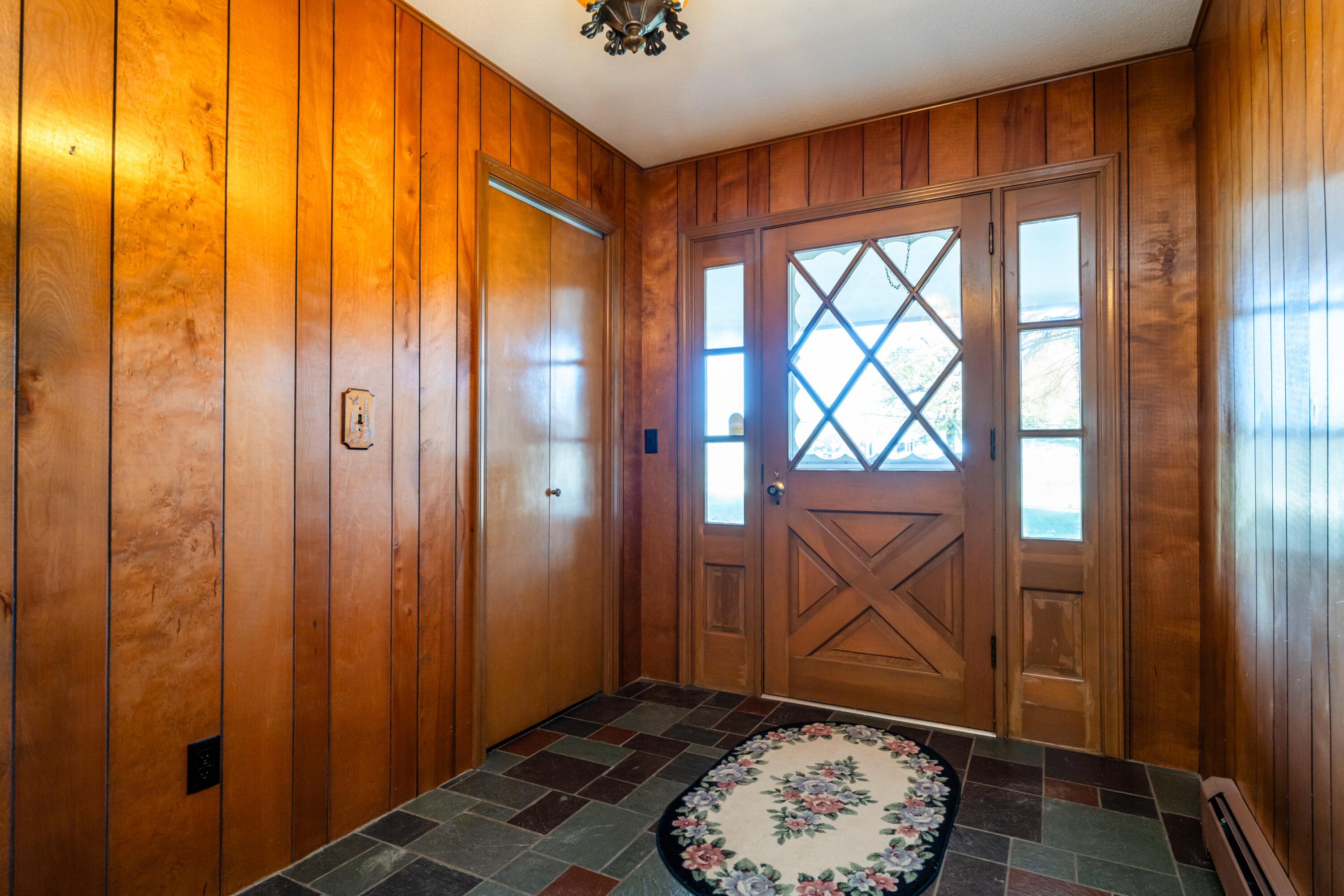 4316 Scottdale Road St. Joseph, MI 49085 - Photo 4 of 52 Scottdale-105