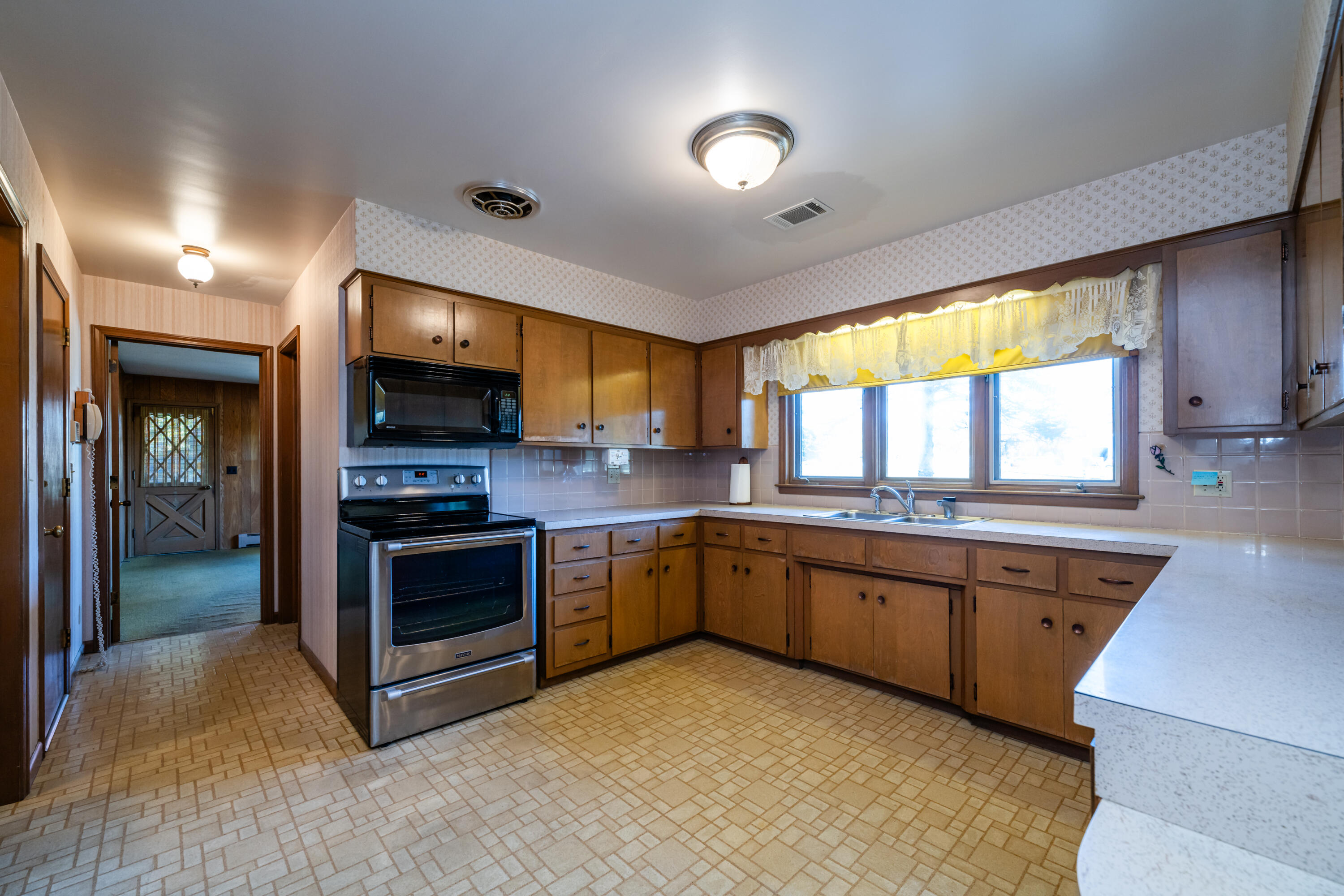 4316 Scottdale Road St. Joseph, MI 49085 - Photo 9 of 52 Scottdale-111