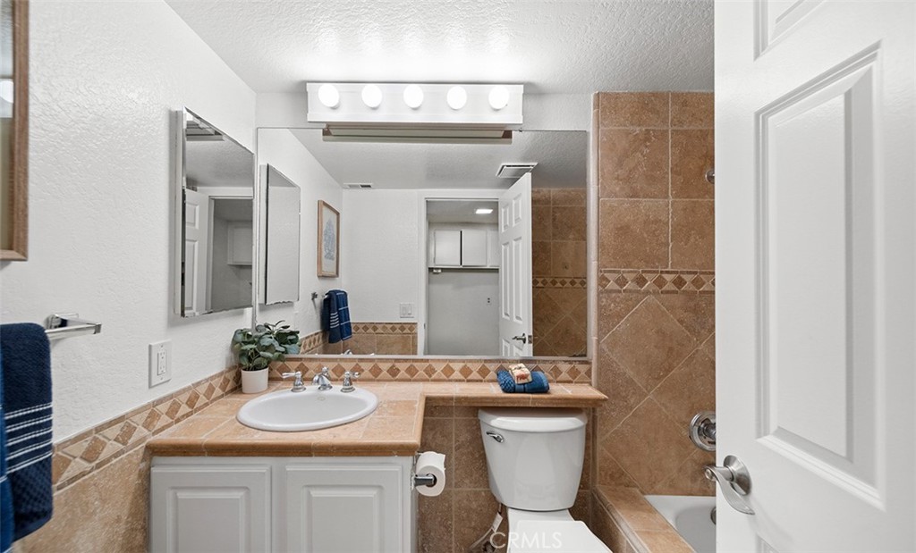 159 Los Alamitos Circle Placentia, CA 92870 - Photo 33 of 48