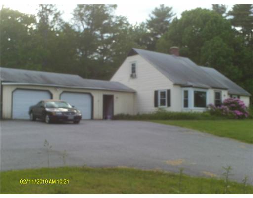 812 Lewiston Road Topsham, ME 04086 - Photo 1 of 14 Exterior Front.