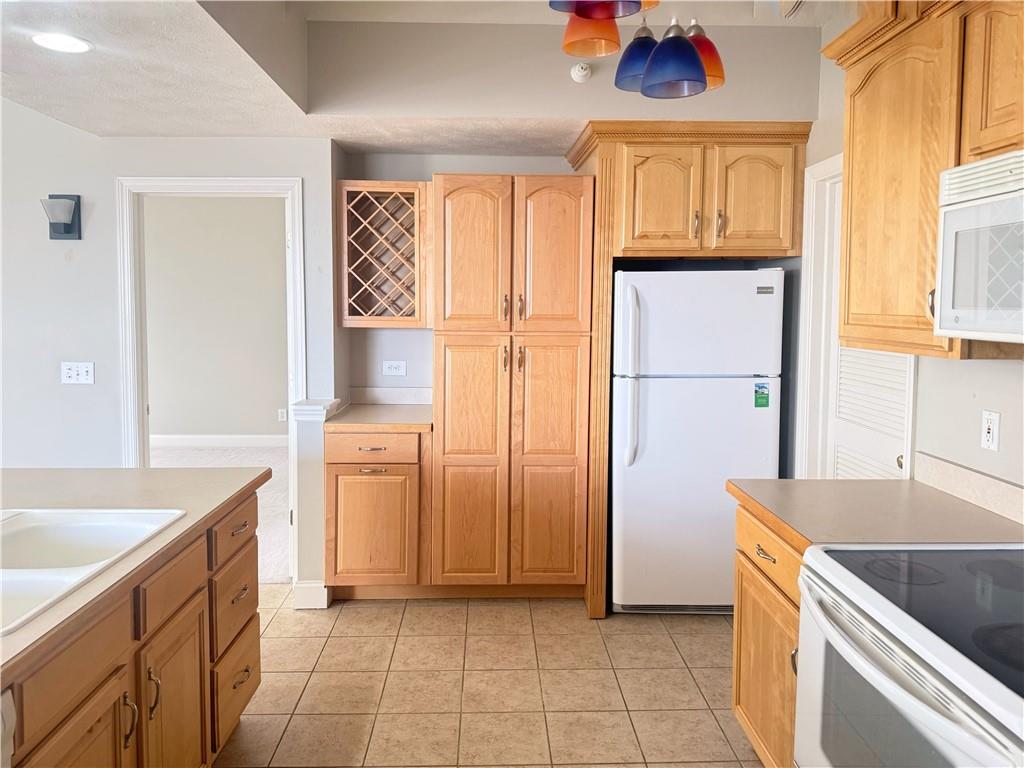 248 Adams Pointe Boulevard, Unit 2 Mars, PA 16046 - Photo 12 of 30