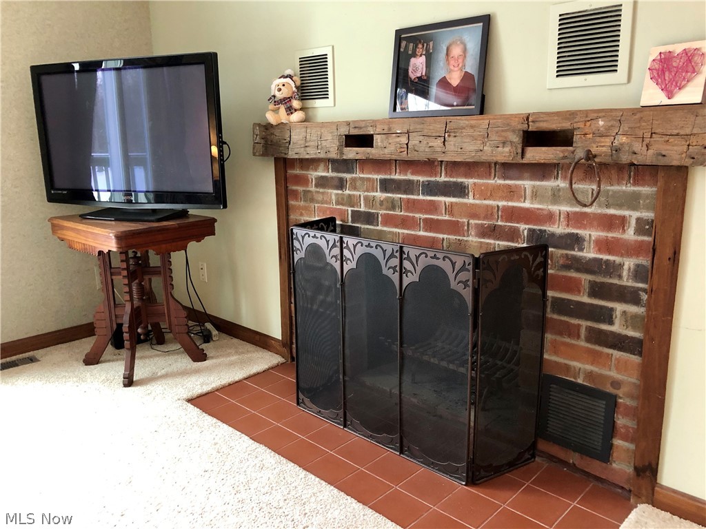 12980 Forest Road Burton, OH 44021 - Photo 10 of 35