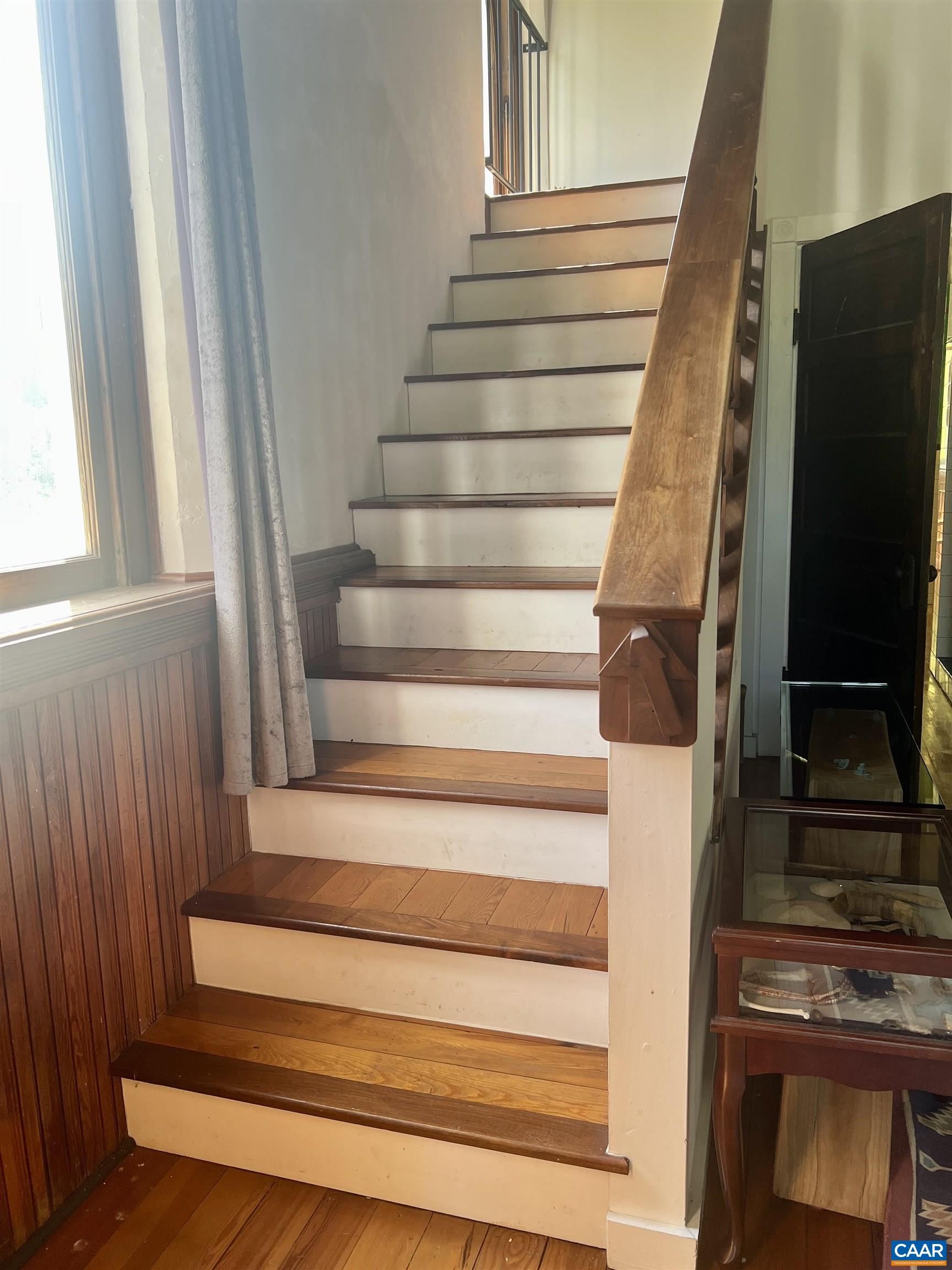 1105 Summerdean Road Middlebrook, VA 24459 - Photo 37 of 75 a view of entryway