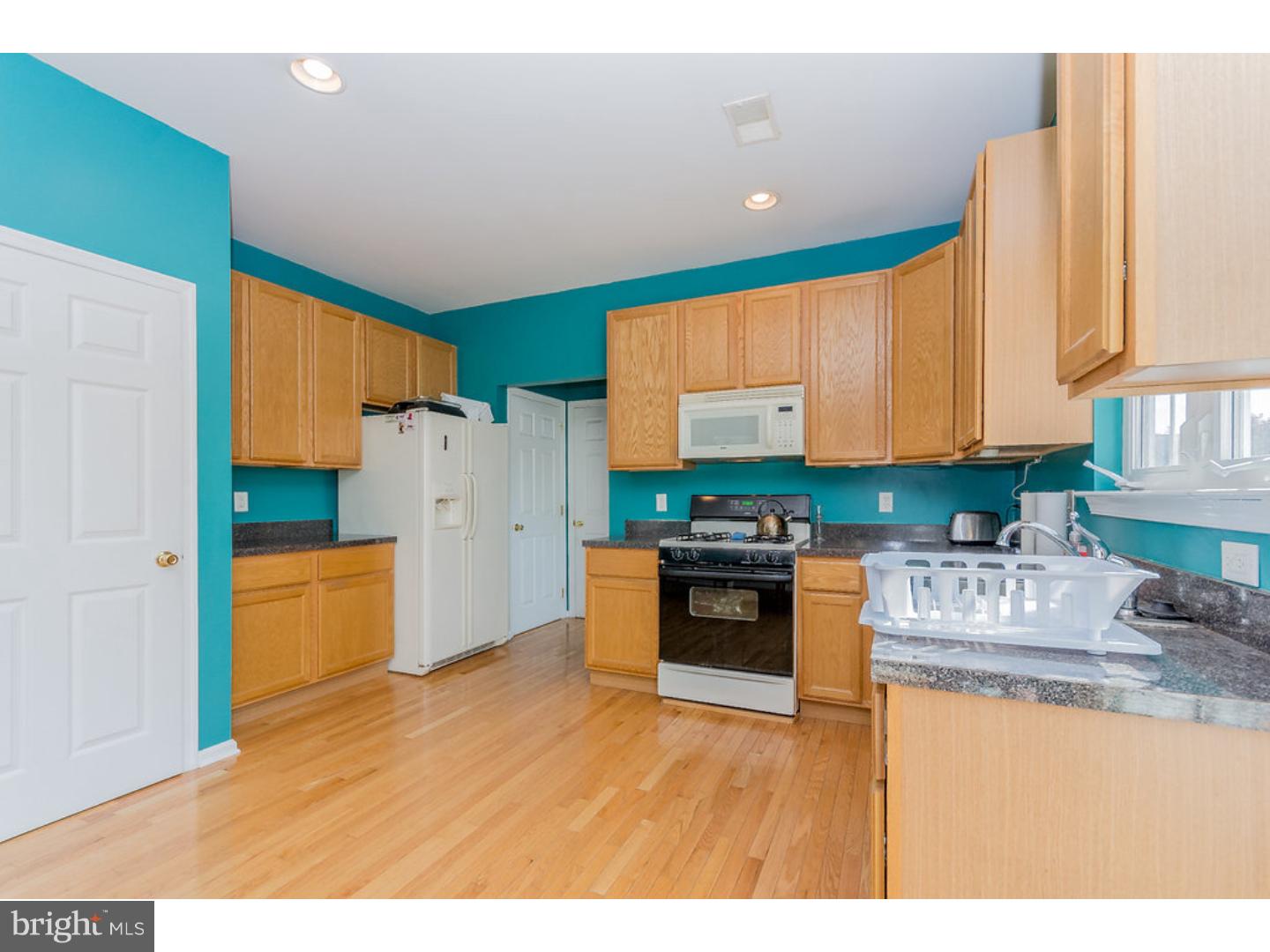 32 Rocha Court Hammonton, NJ 08037 - Photo 3 of 24 Gallery Image 3