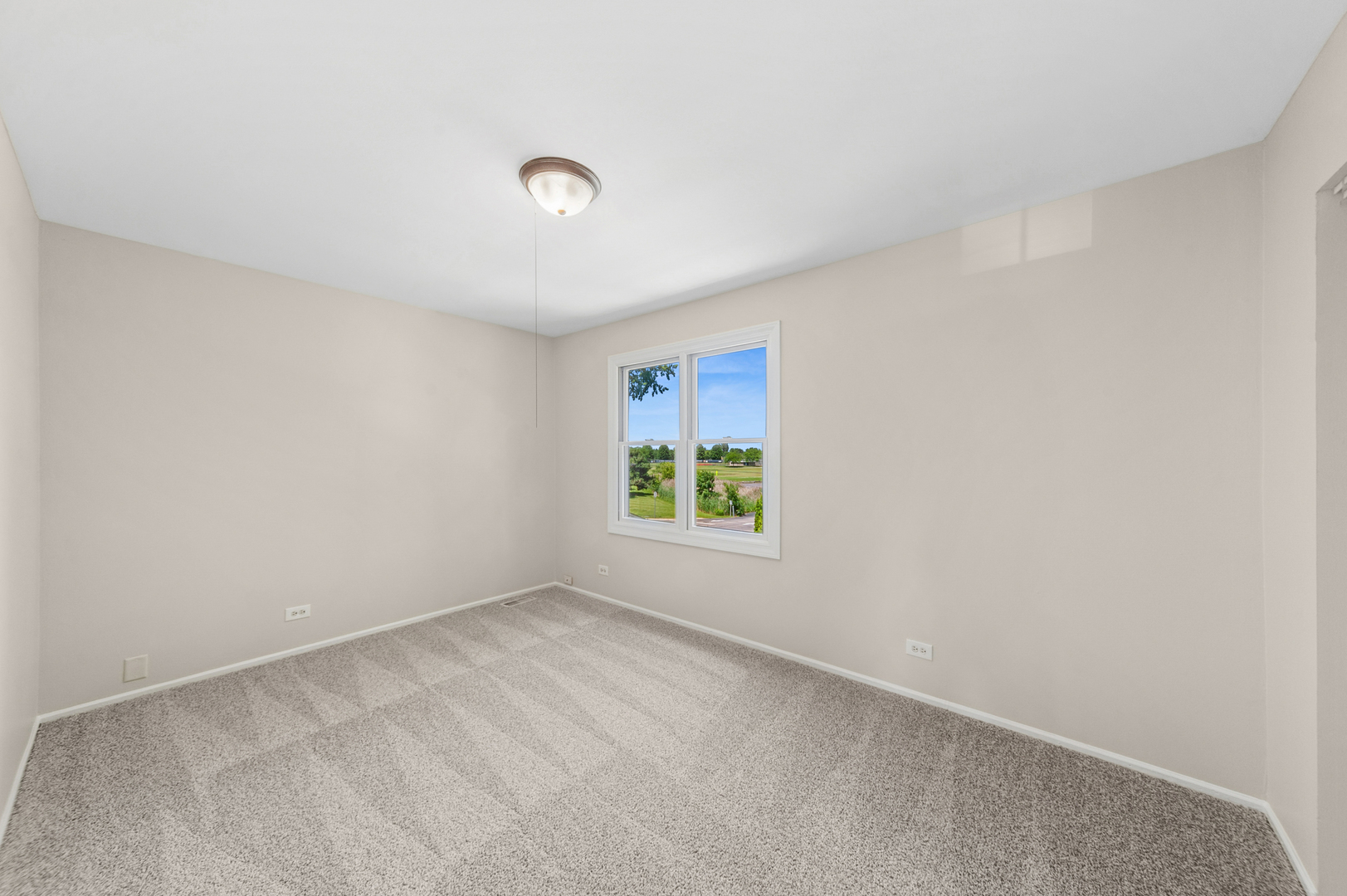 465 Ridgefield Drive Roselle, IL 60172 - Photo 27 of 32