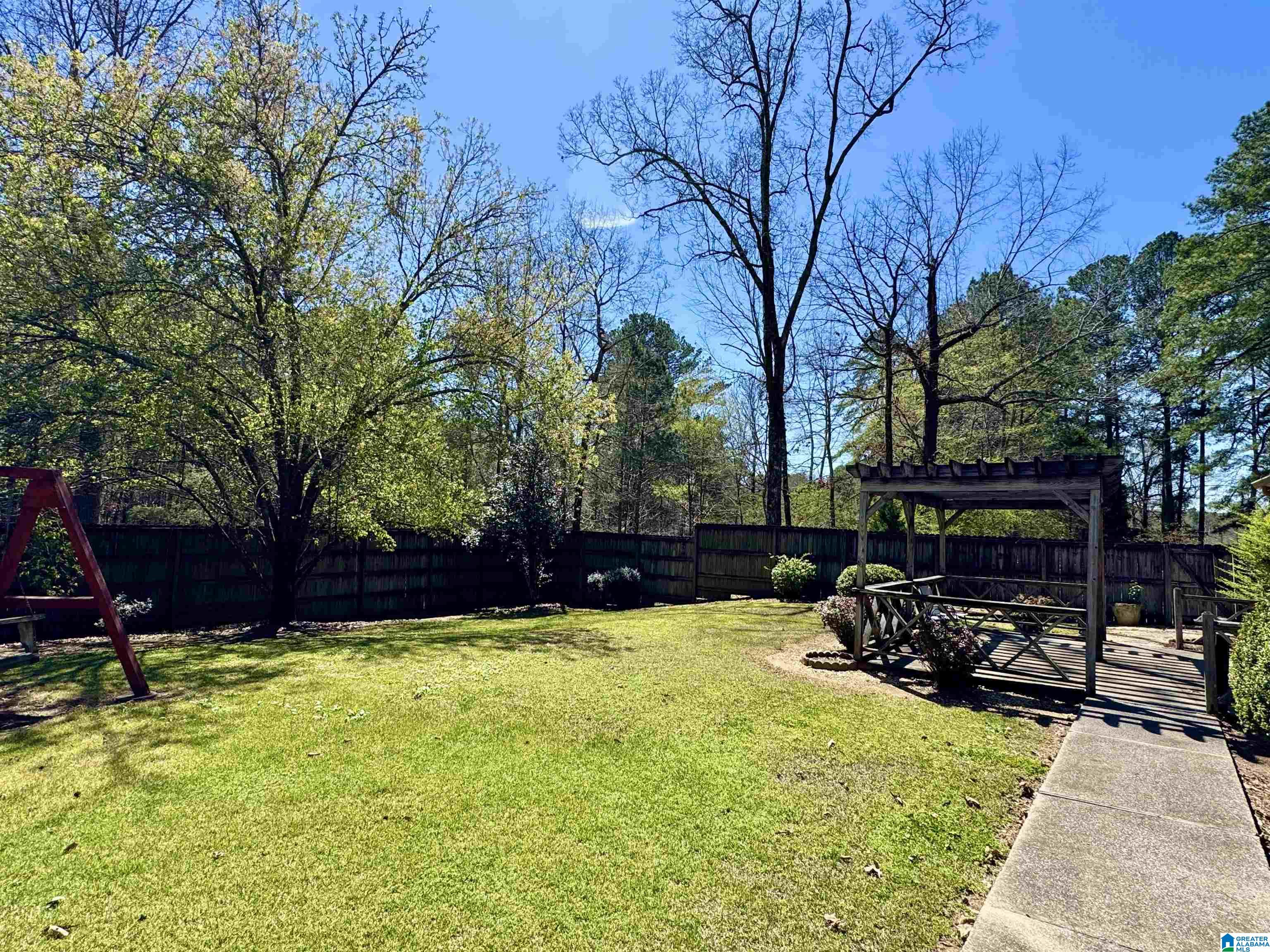 41 Armstrong Loop Hayden, AL 35079 - Photo 8 of 49