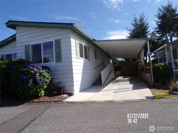 $139,999 | 1415 84th Street Southeast, Unit 136, Everett, WA 98208
