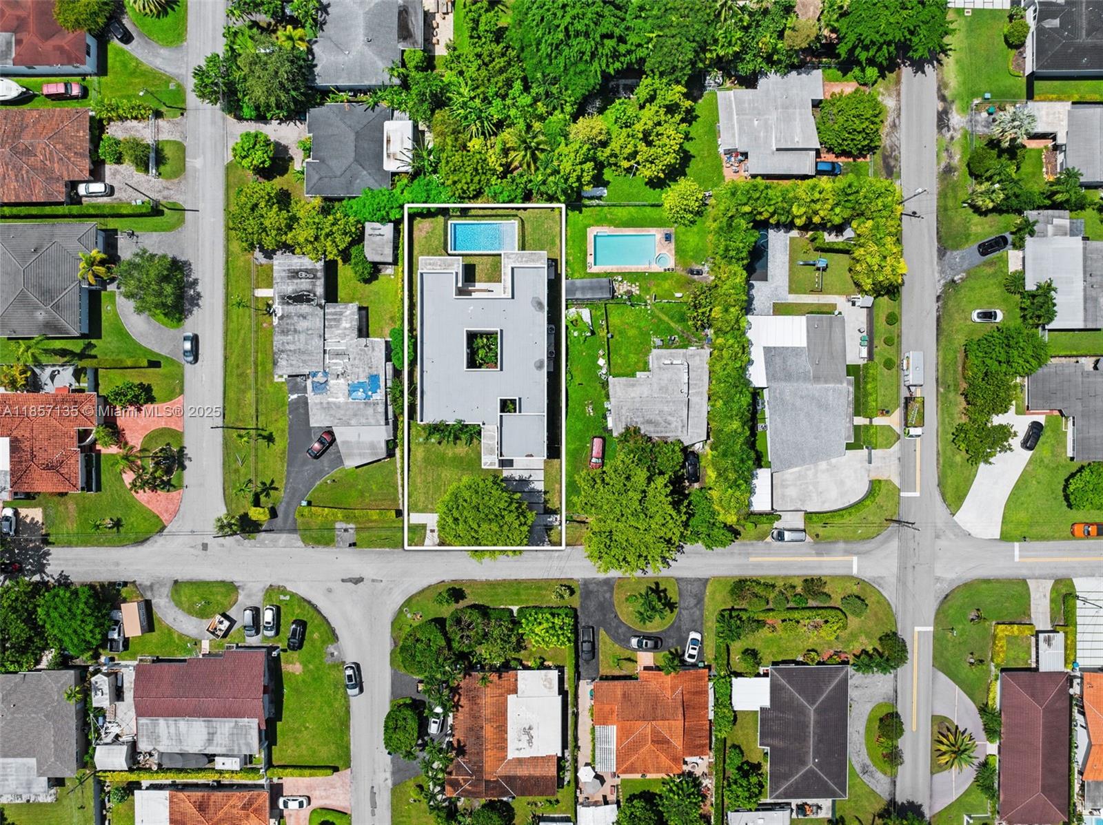 2940 Southwest 63rd Avenue Miami, FL 33155 - Photo 2 of 45