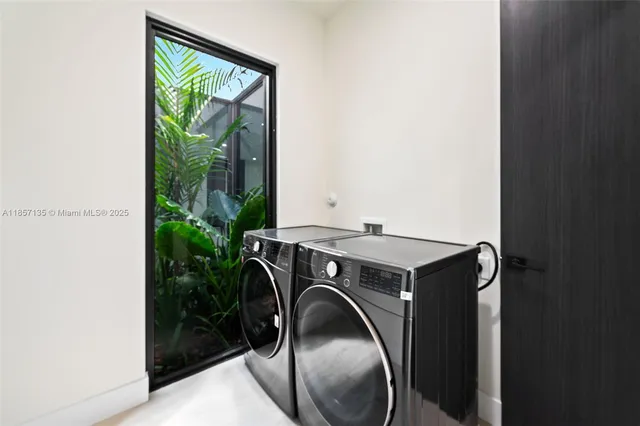 $2,995,000 | 2940 Southwest 63rd Avenue, Miami, FL 33155