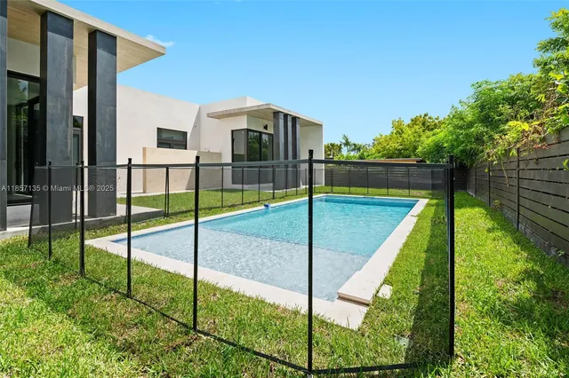 $2,995,000 | 2940 Southwest 63rd Avenue, Miami, FL 33155