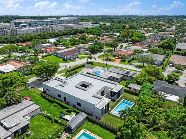 $2,995,000 | 2940 Southwest 63rd Avenue, Miami, FL 33155