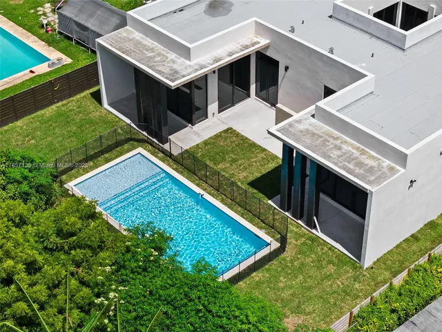 $2,995,000 | 2940 Southwest 63rd Avenue, Miami, FL 33155